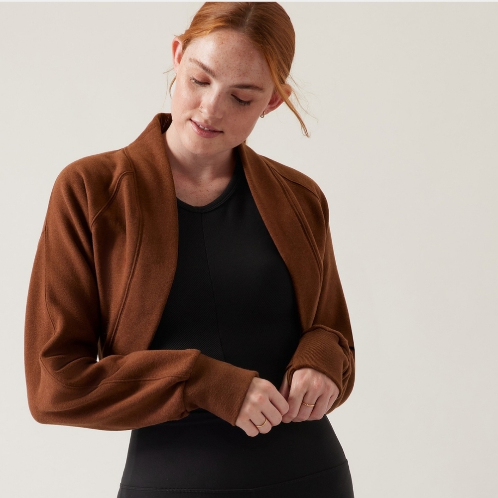 ATHLETA NWT Retroplush Wrap